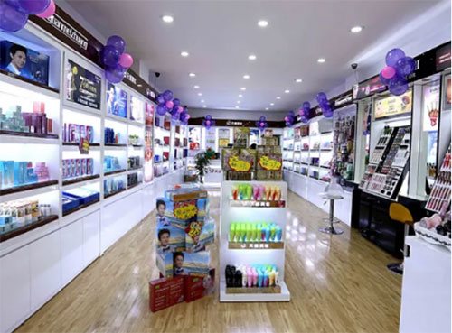 如何經(jīng)營好一家化妝品店？